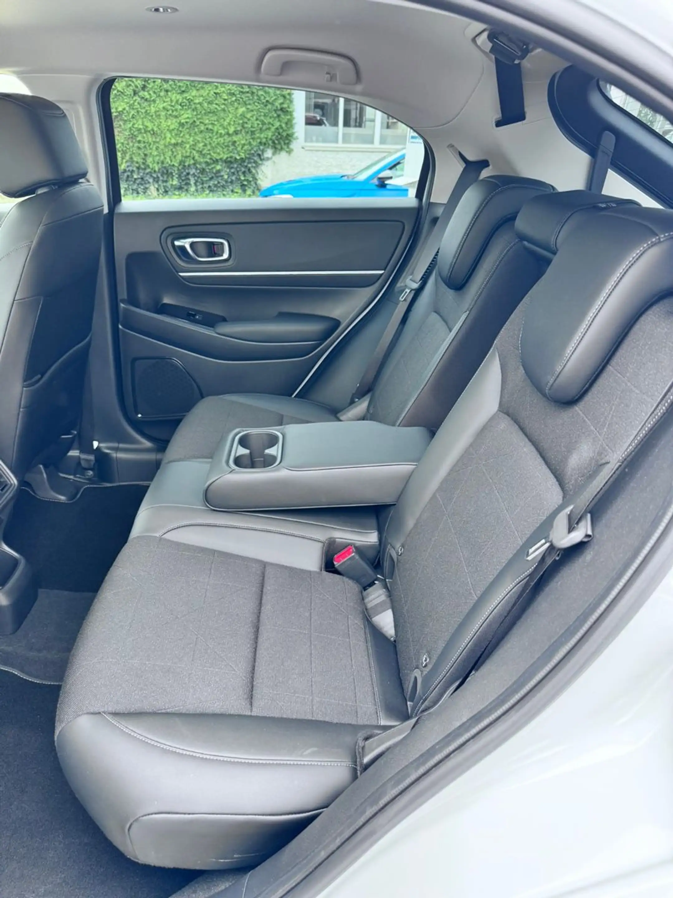 Honda HR-V 1.5 i-MMD Hybrid Advance — photo 12