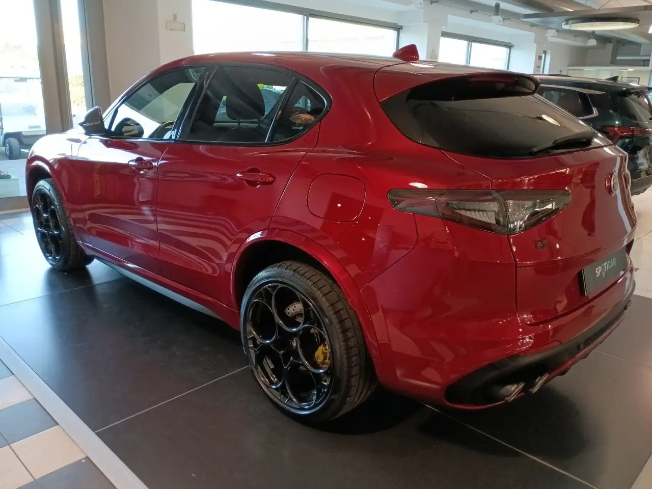 Alfa Romeo Stelvio 2023