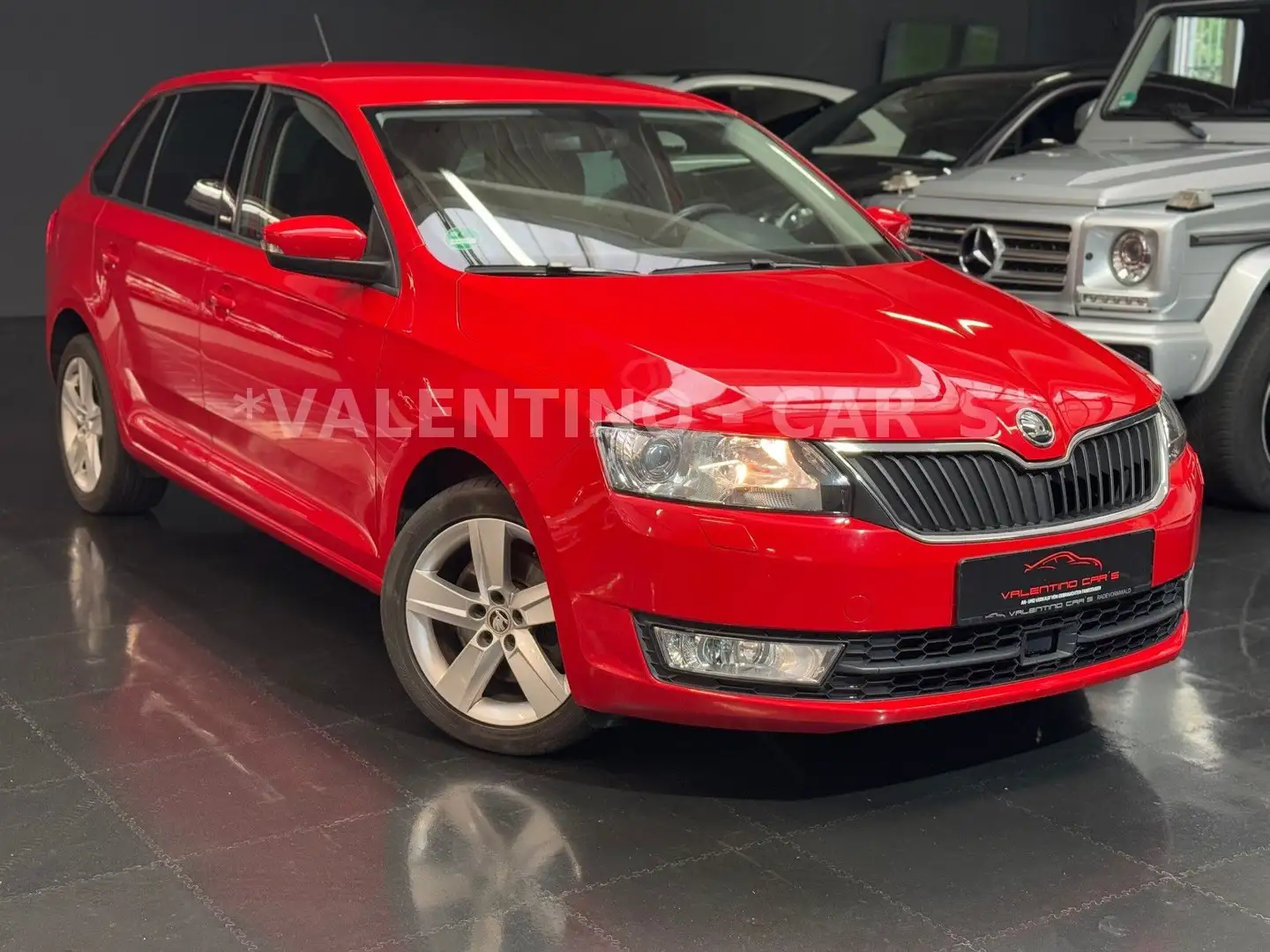 Skoda Rapid/Spaceback Spaceback Joy/DSG/PDC/Temp/Xenon/Ahk/1.HD Rot - 1