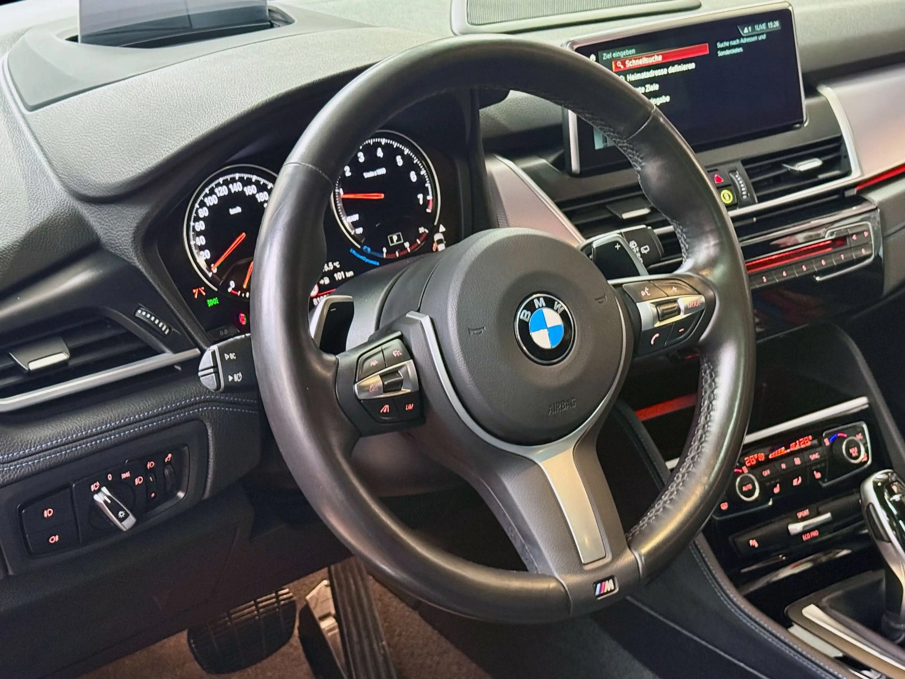 BMW 220 220i G-TOURER M SPORT *Aut.*Pano.*LED*Head-Up* — photo 15