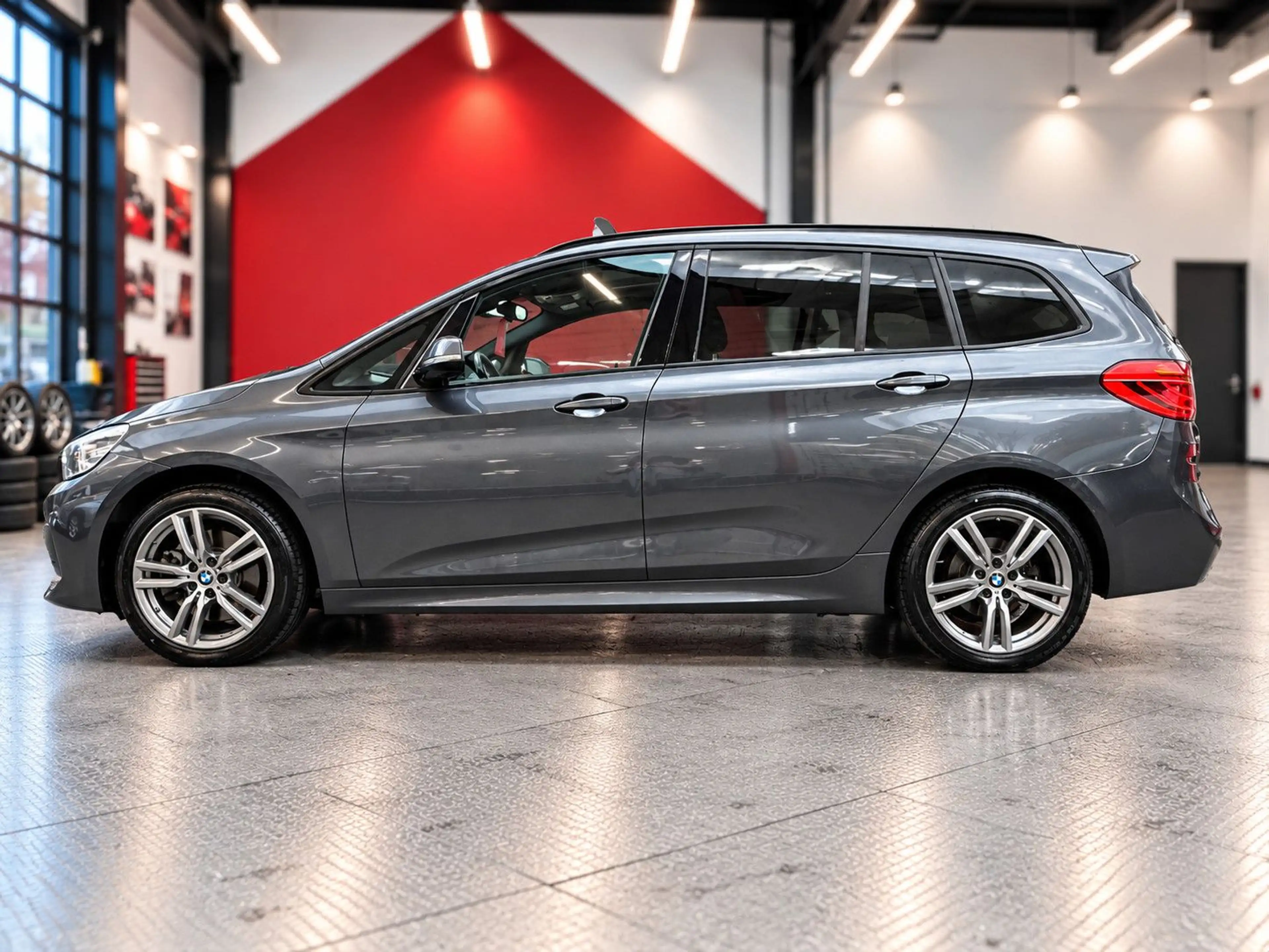 BMW 220 220i G-TOURER M SPORT *Aut.*Pano.*LED*Head-Up* — photo 6