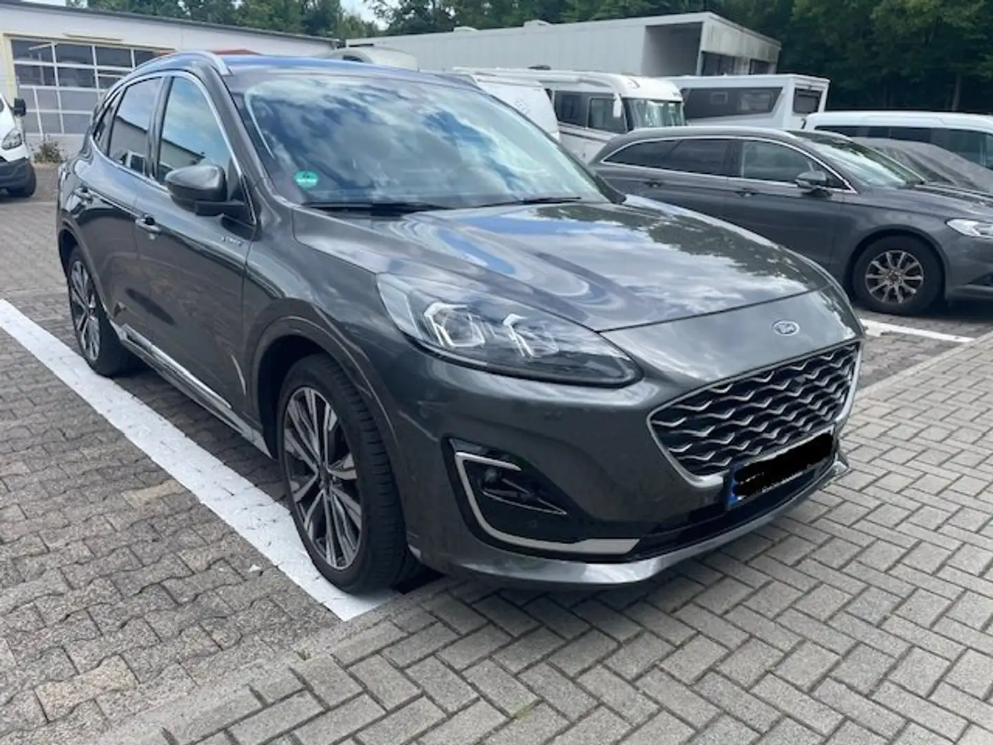 Ford Kuga 2.0 EcoBlue 4x4 Aut. VIGNALE sehr gepflegt Gris - 1