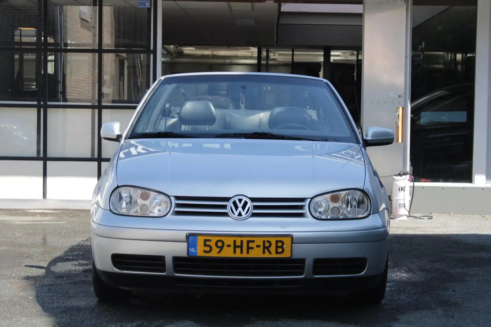 Volkswagen Golf Cabriolet 2.0 Highline Cabrio / APK Nieuw / CuiseControl / S Gris - 2