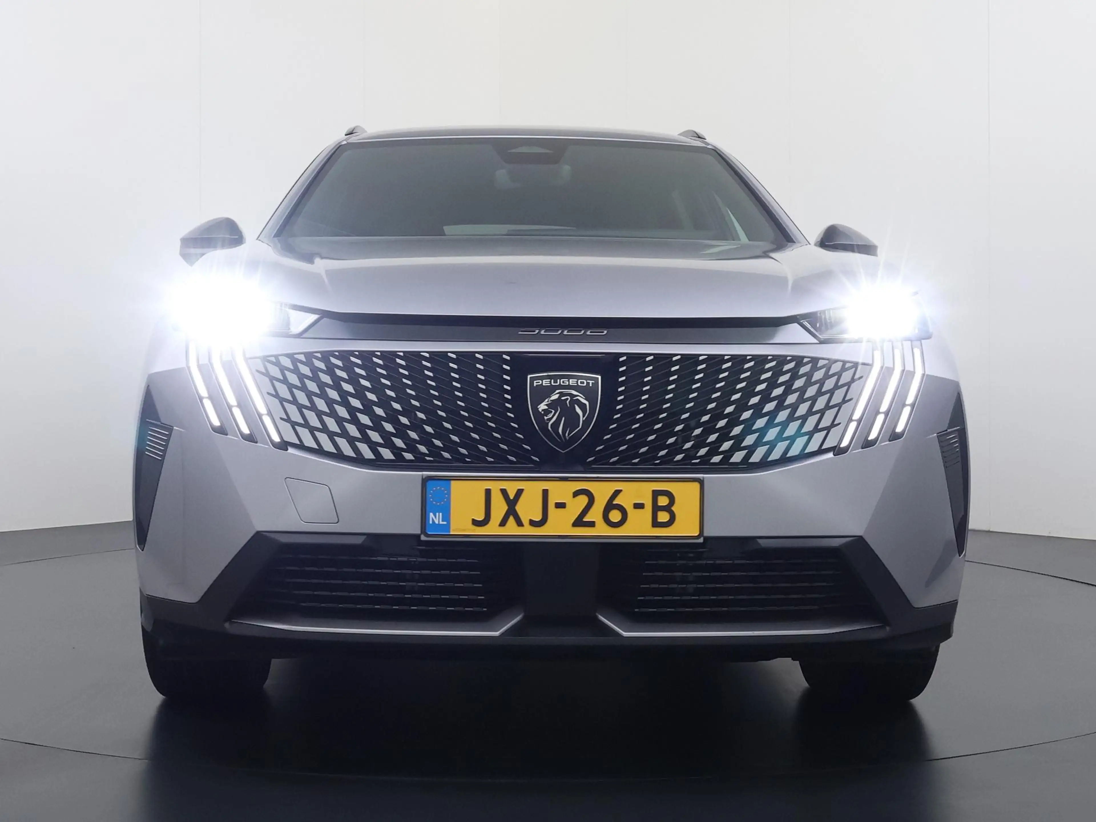 Peugeot 5008 SUV Allure 145pk Hybrid Automaat | 7 zitplaatsen | — photo 3