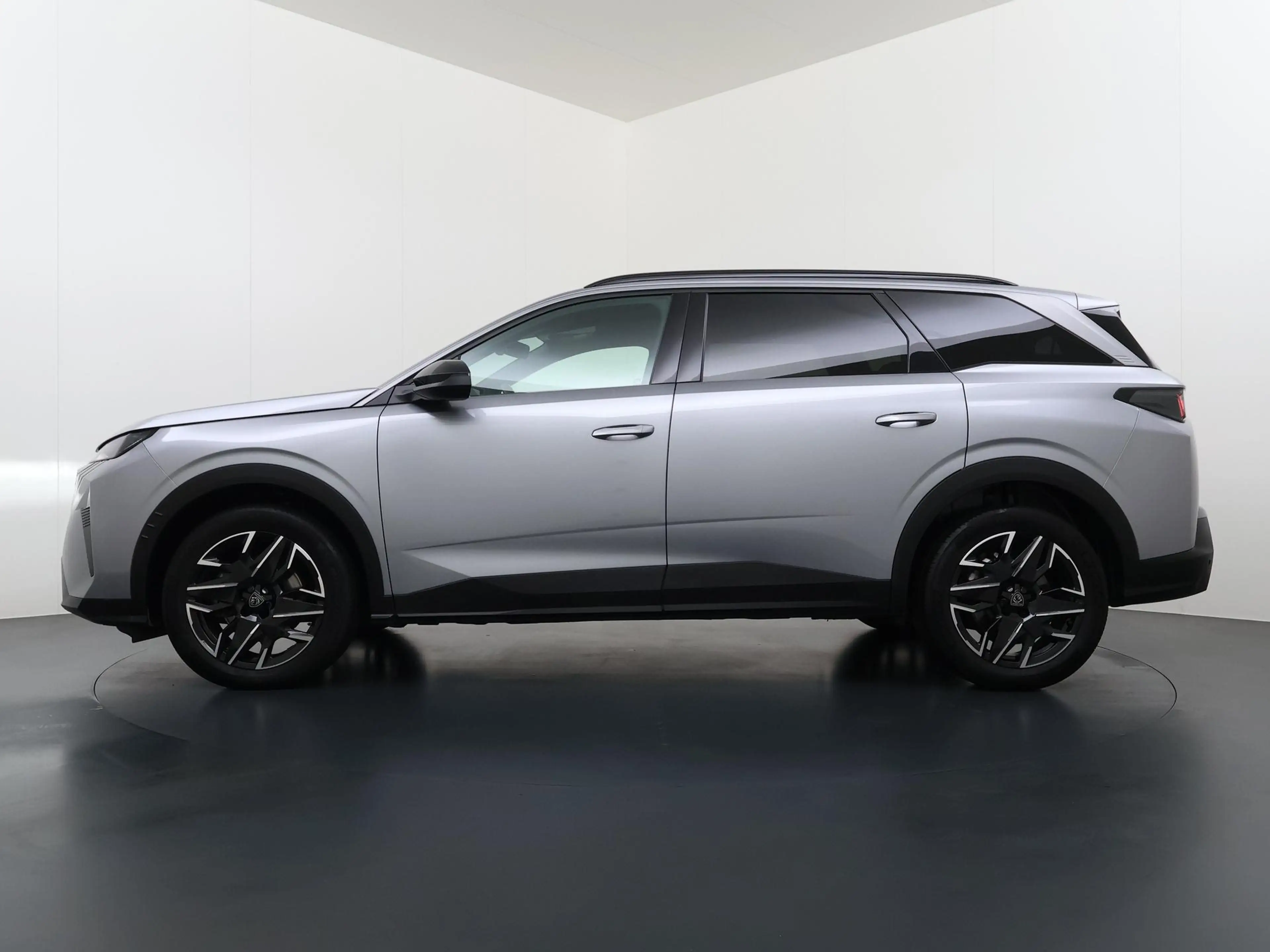 Peugeot 5008 SUV Allure 145pk Hybrid Automaat | 7 zitplaatsen | — photo 11