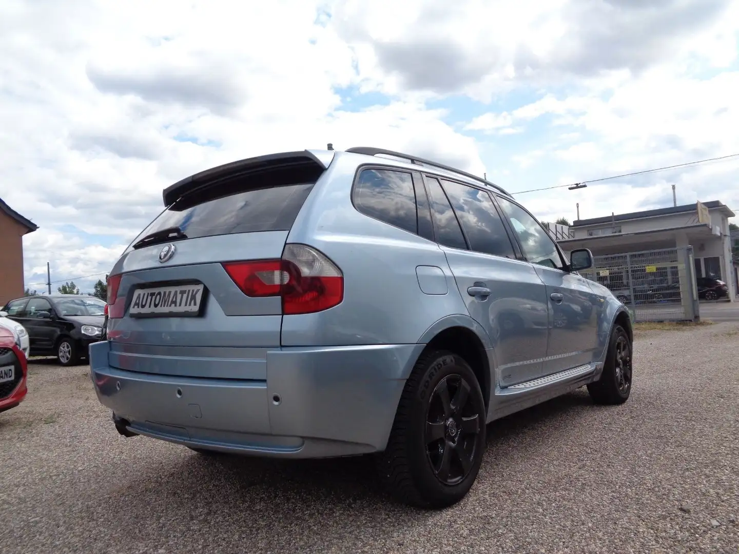 BMW X3 Baureihe 3.0i Blau - 1