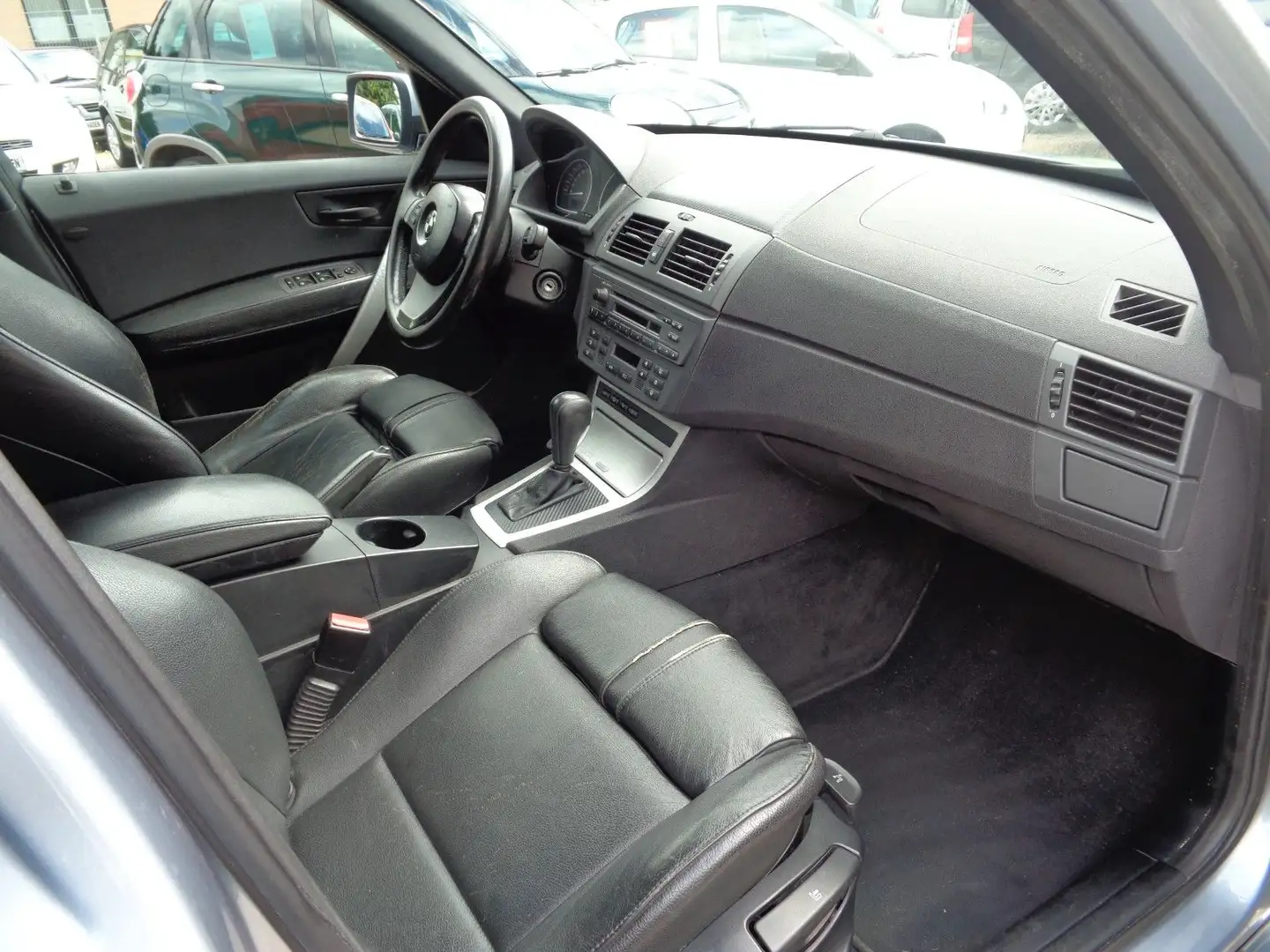 BMW X3 Baureihe 3.0i Blau - 2