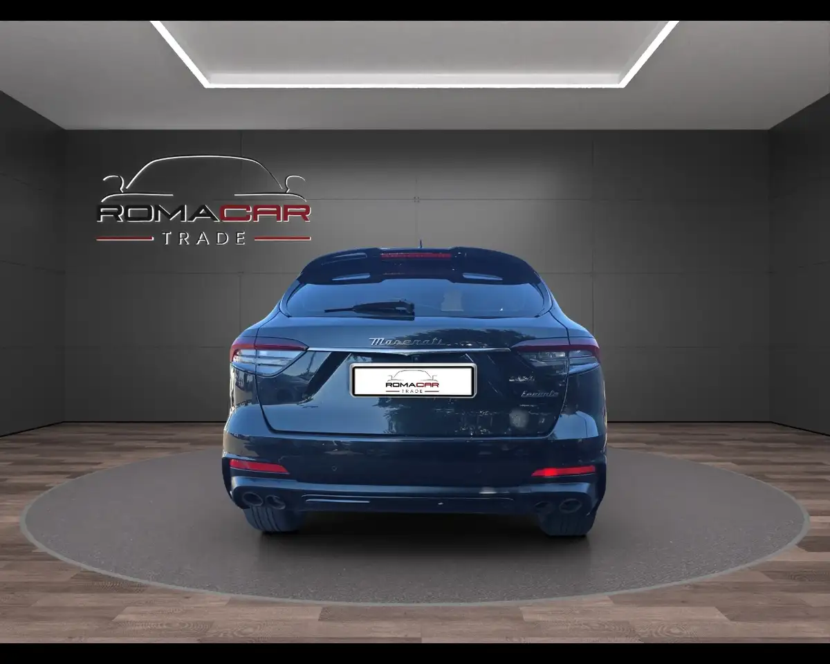 Maserati Levante 2022