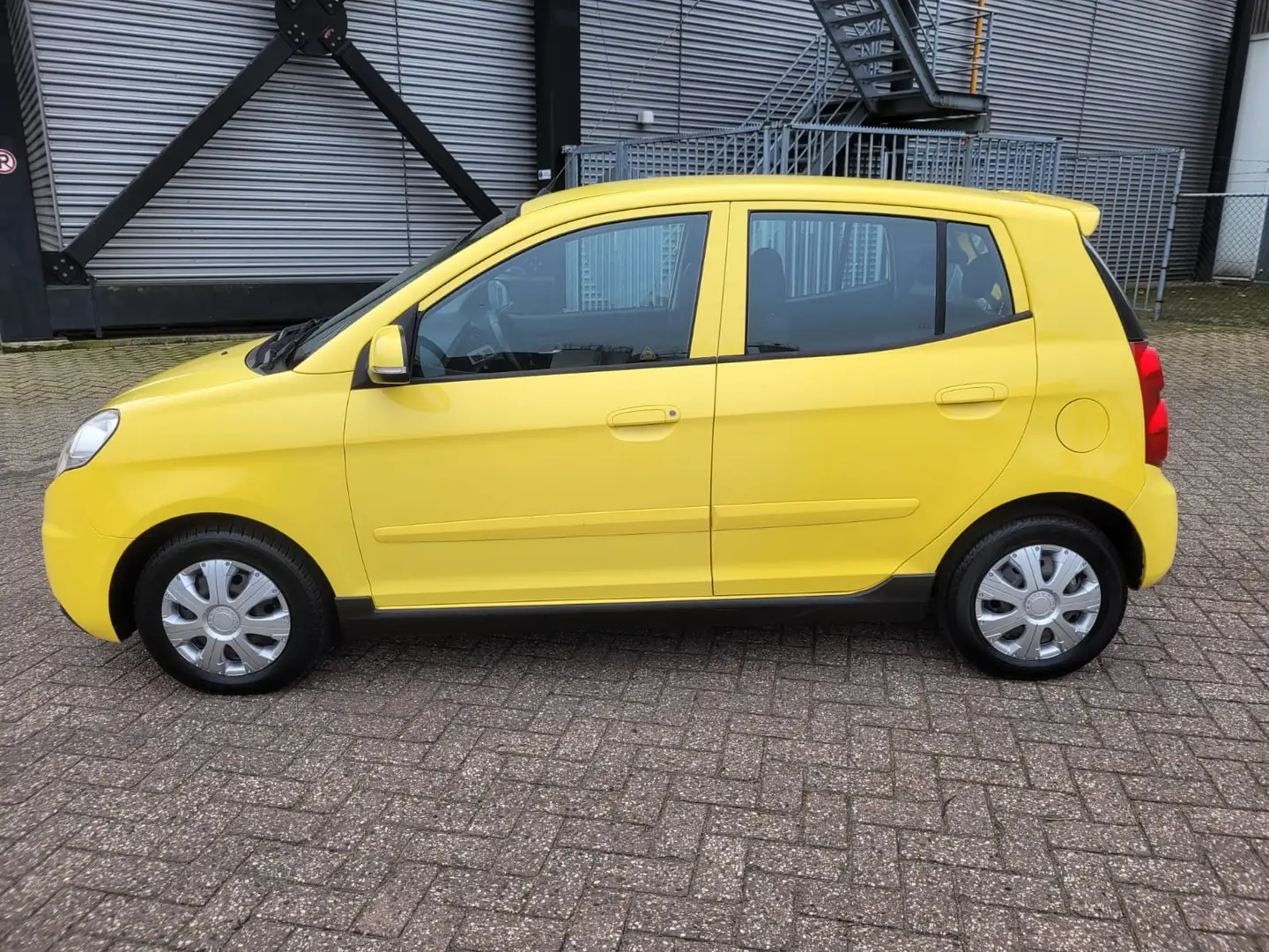 Kia Picanto 1.1 X-ecutive 37000 KM Automaat Gelb - 2