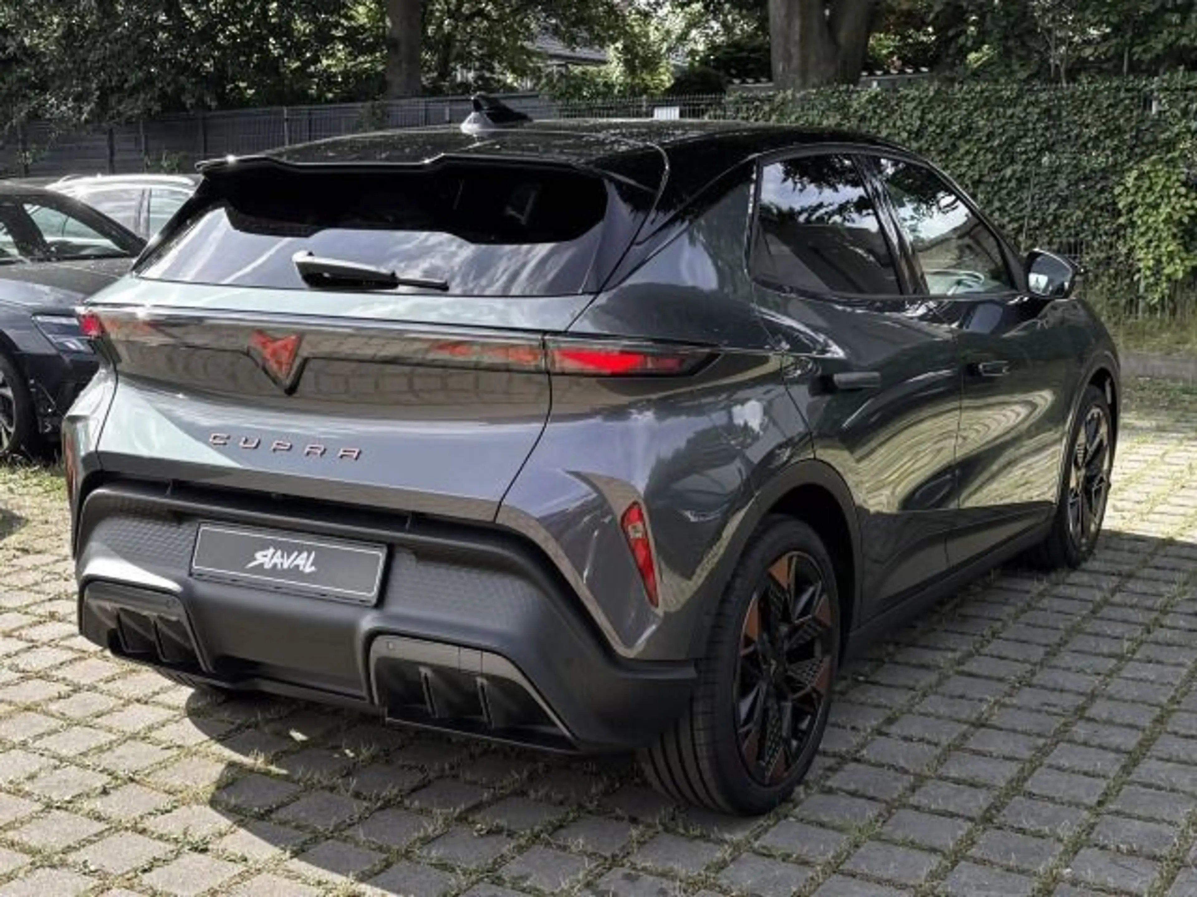 CUPRA Raval Endurance Edition Dynamic Plus Plasma Grey — photo 4