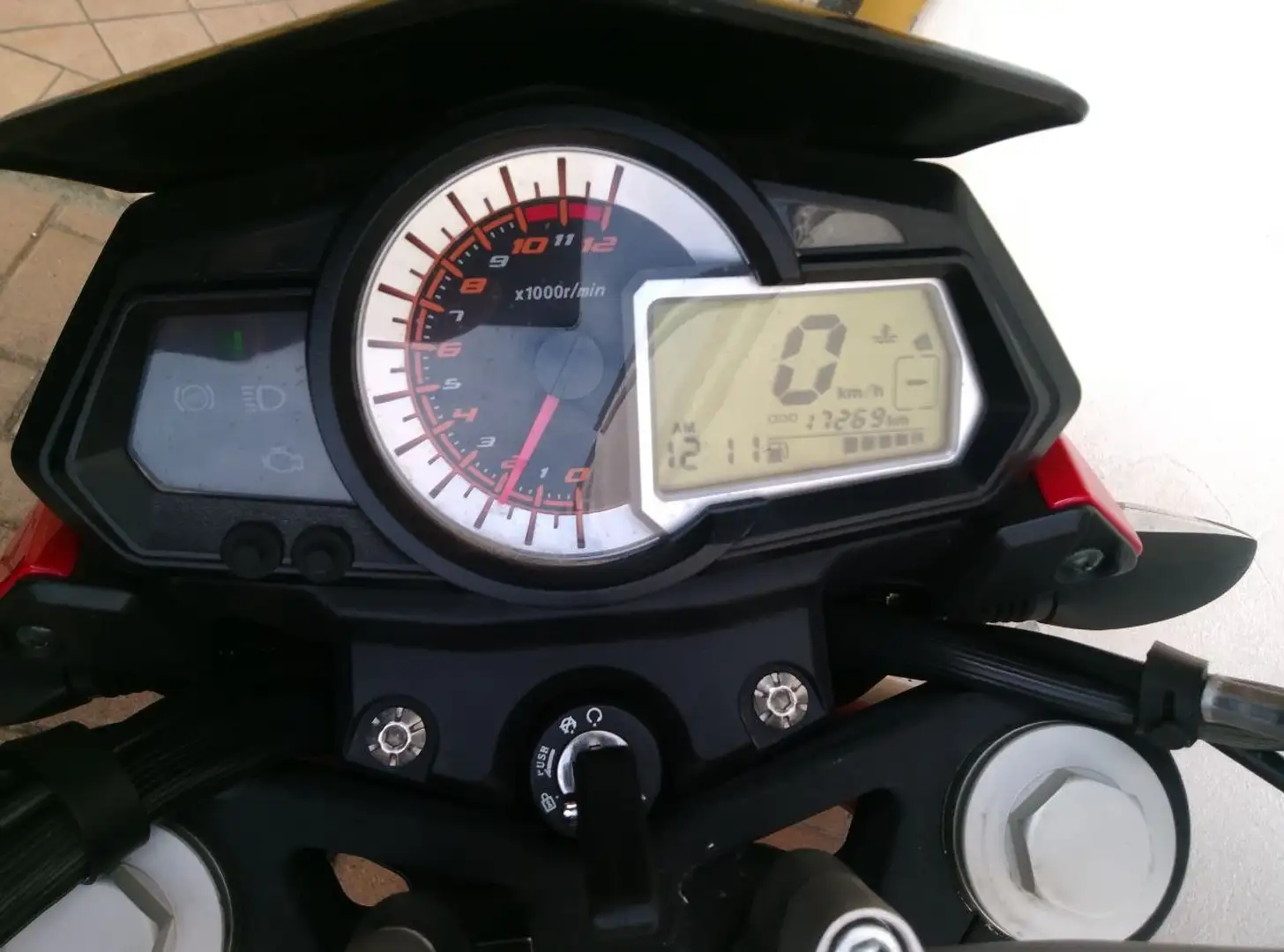 Benelli BN 251 Roşu - 2
