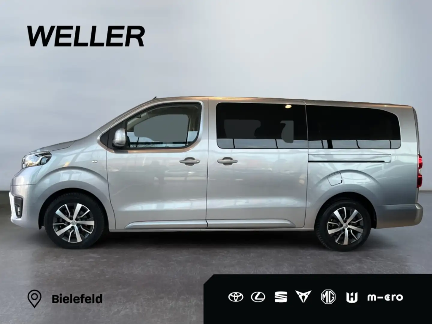 Toyota Proace 2,0l-D-4D L2 Verso Shuttle Comfort *RCAM* srebrna - 2