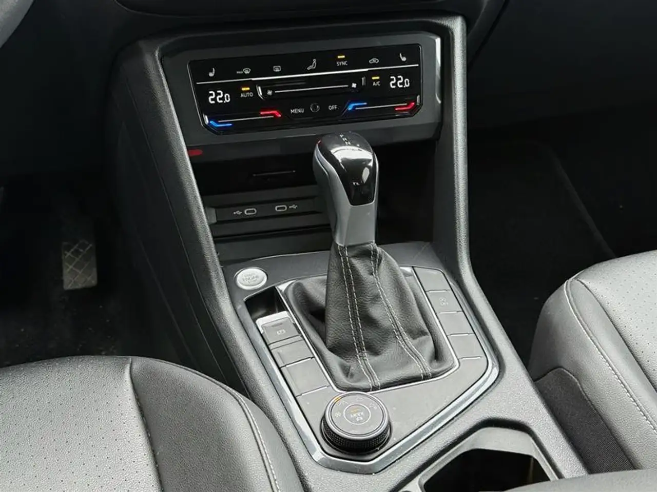 Volkswagen Tiguan снимка Volkswagen Tiguan