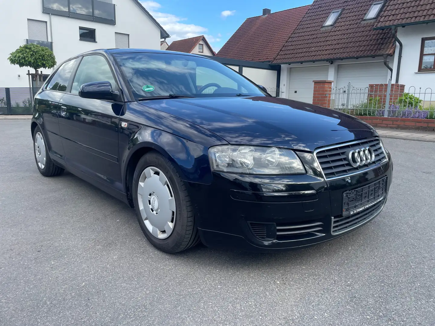 Audi A3 1.6 102PS KLIMA+TÜV NEU 05/2027+8-fach Blau - 2