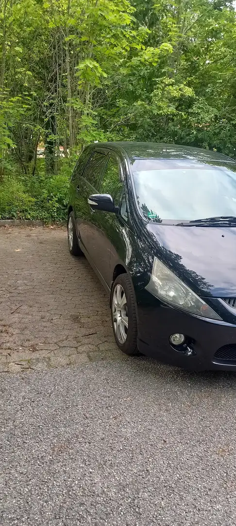 Mitsubishi Grandis 2.0 DI-D 6-Sitzer Intense - 2