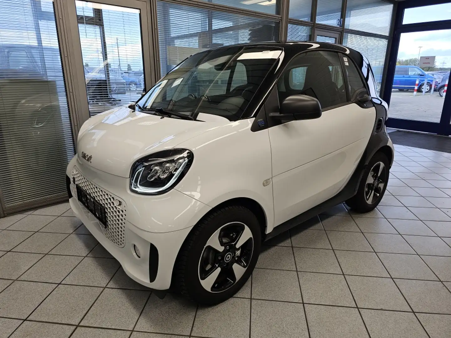 smart forTwo EQ Exclusive,Voll-LED,Pano-dach,Alu,SHZ Blanco - 2