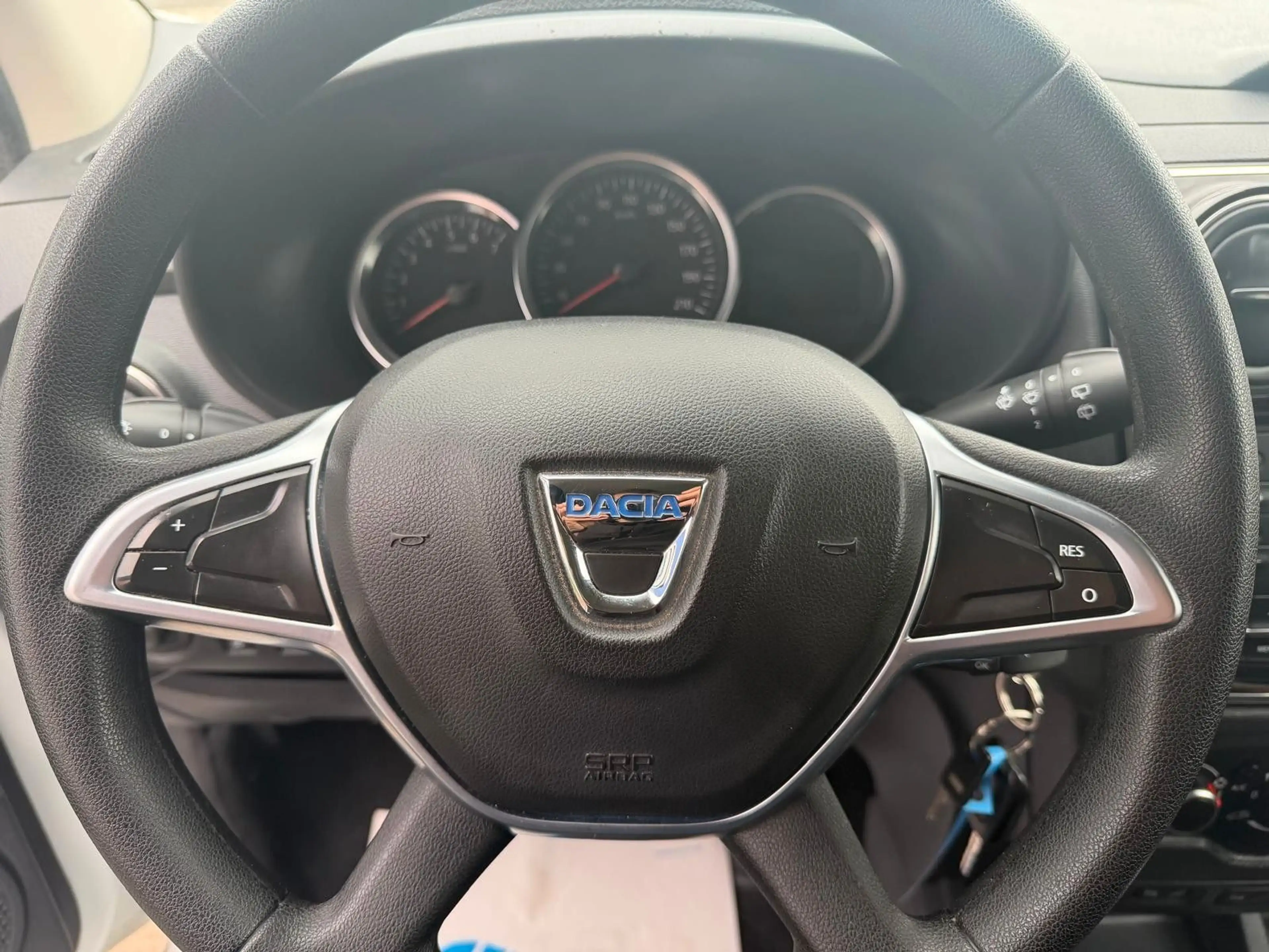 Dacia Lodgy Lodgy Comfort/7Sitzer/Klima/AHK/Multi.Lenk./Tem. — photo 15