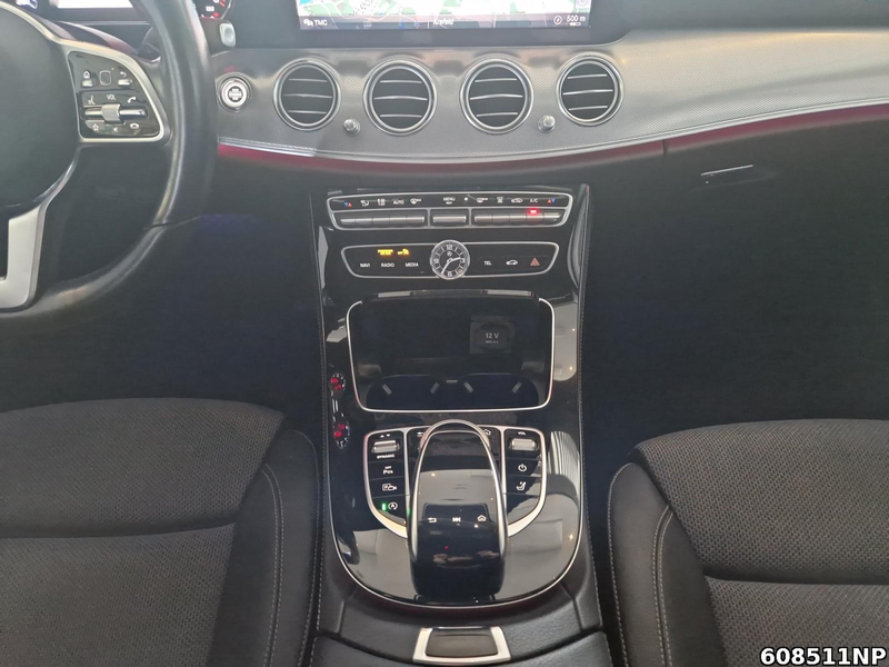 Mercedes-Benz E 400 Avantgarde Ambiente Multibeam Apple DAB+ — photo 10