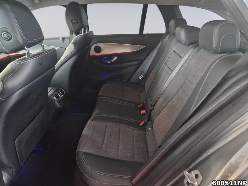 Mercedes-Benz E 400 Avantgarde Ambiente Multibeam Apple DAB+ — photo 9