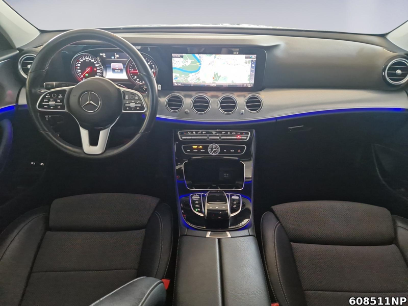 Mercedes-Benz E 400 Avantgarde Ambiente Multibeam Apple DAB+ — photo 5