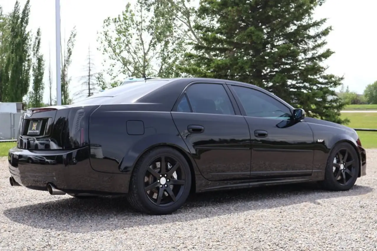 Cadillac CTS-V снимка Cadillac CTS-V