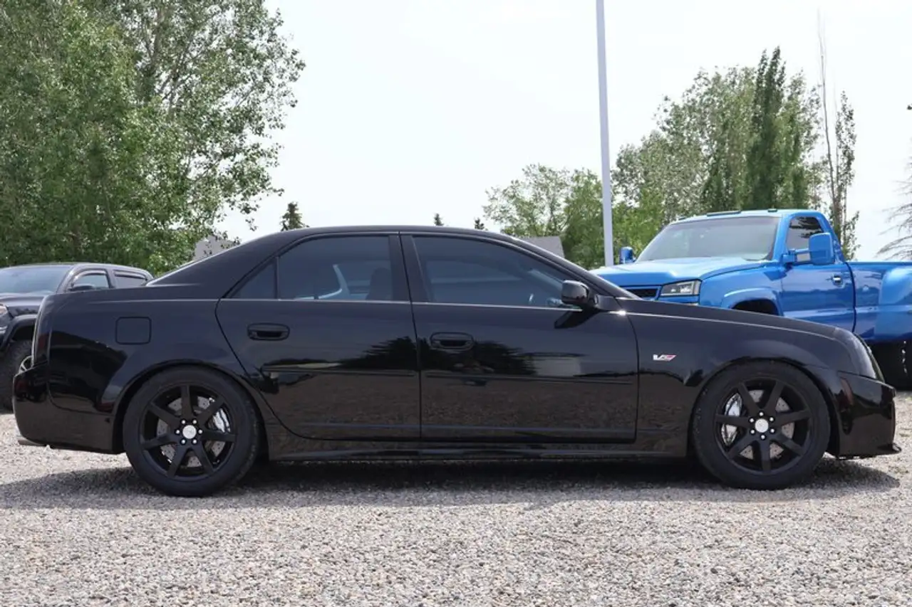 Cadillac CTS-V снимка Cadillac CTS-V