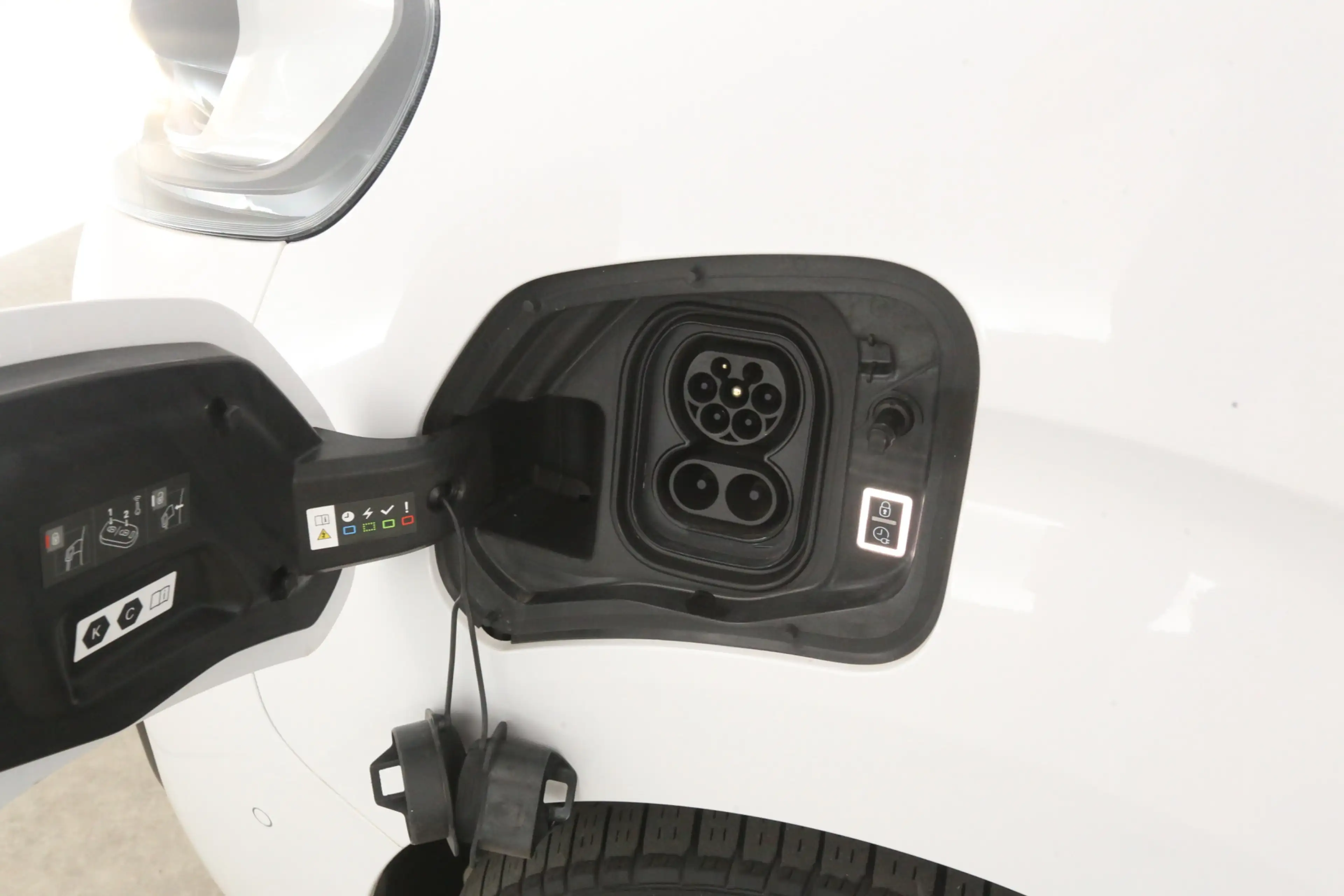 Peugeot e-Expert Fiat e-Scudo L2H1 75 kWh | Snelladen | SOH 96% | A — photo 10