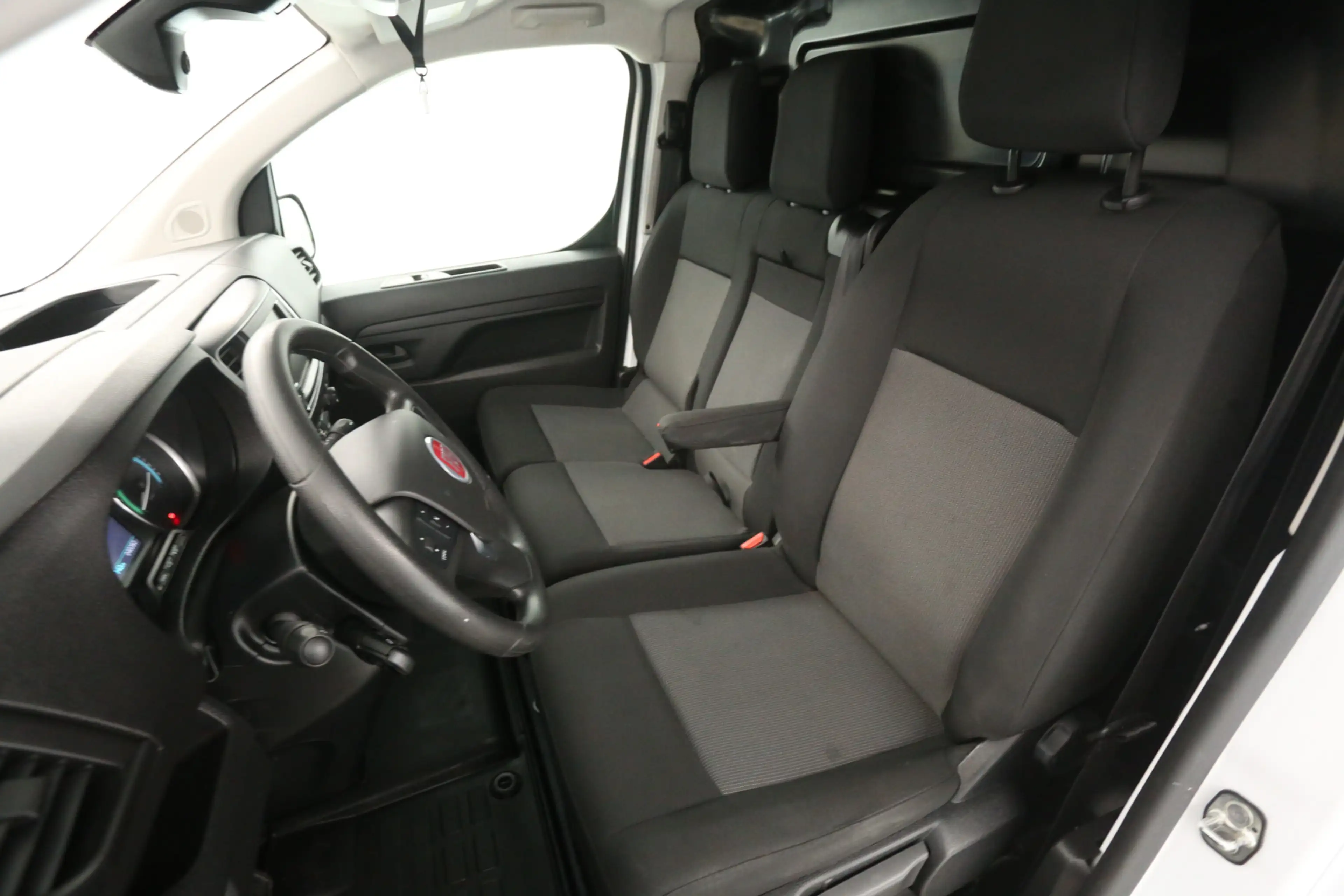 Peugeot e-Expert Fiat e-Scudo L2H1 75 kWh | Snelladen | SOH 96% | A — photo 11
