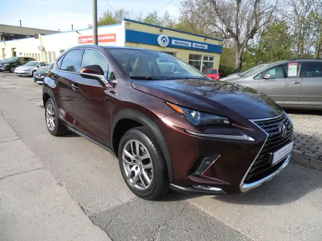 Lexus NX 300 h/Leder/Navi/SHZ/Alu/LED/Kamera
