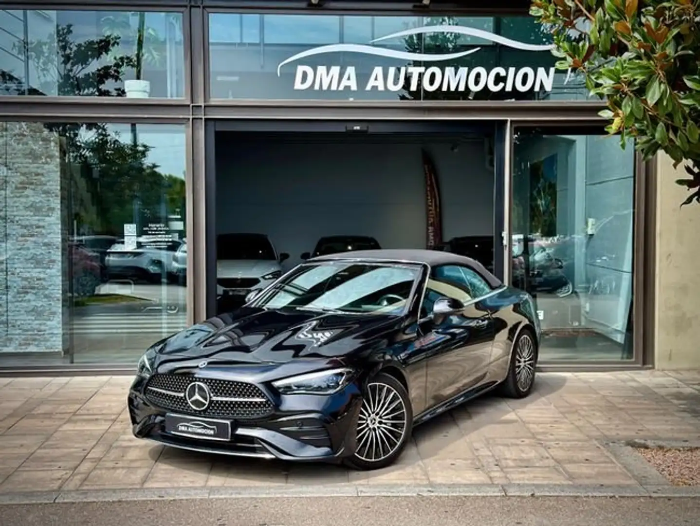 Mercedes-Benz CLE 220 300 4MATIC Cabrio Negro - 1