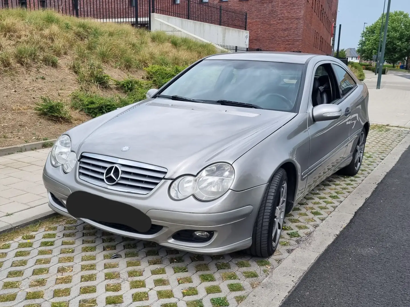Mercedes-Benz C 160 C 160 Coupe Sport Goud - 2
