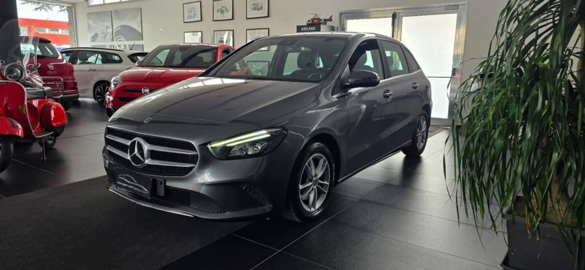 Mercedes-Benz B 180 d Automatic Sport Plus Grigio - 1