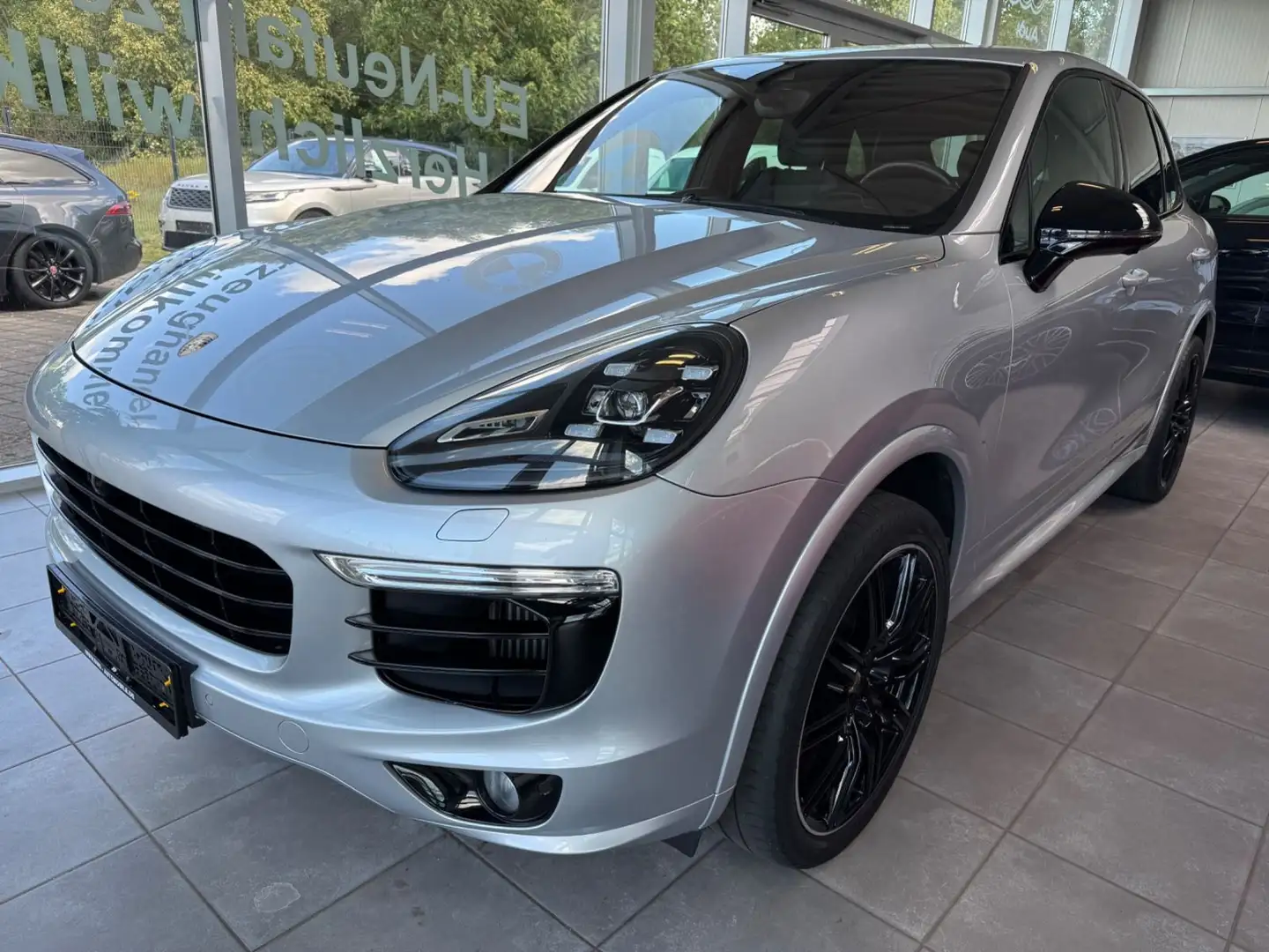Porsche Cayenne S Porsche Scheckheft Срібний - 2
