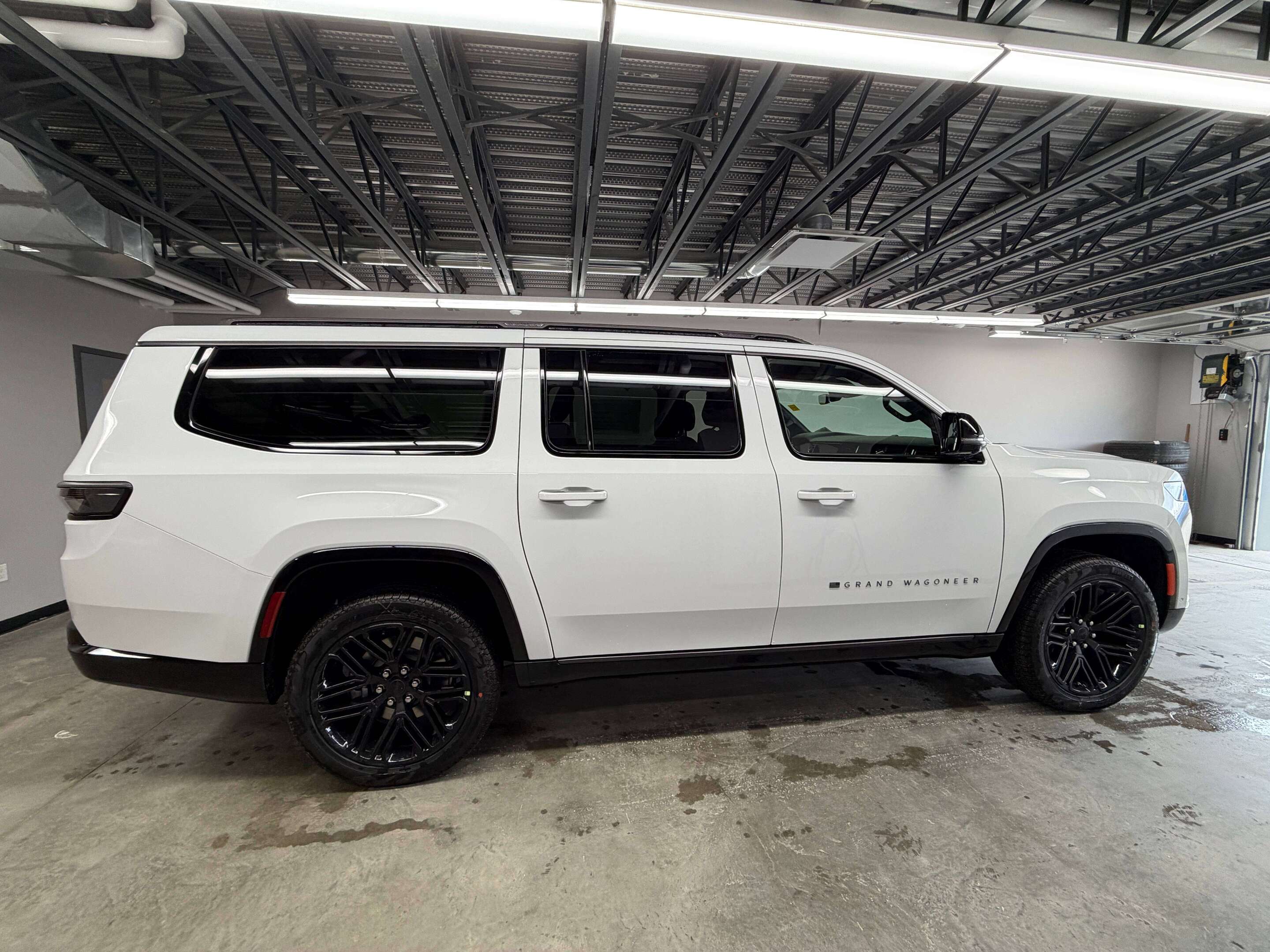 2026 Jeep Grand Wagoneer L