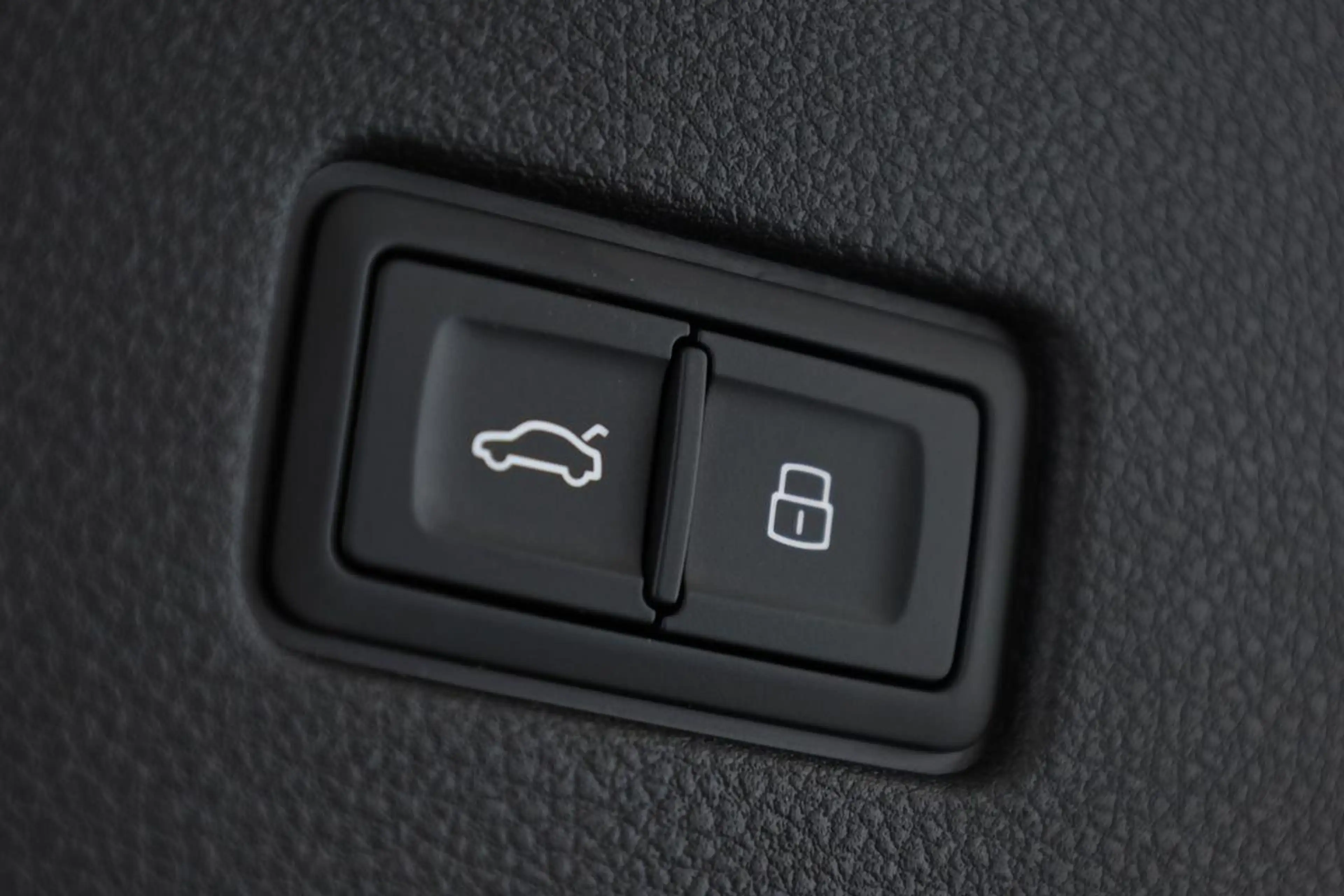 Audi SQ8 TFSI Facelift Leder Matrix Pano BangO ACC 23 — photo 10