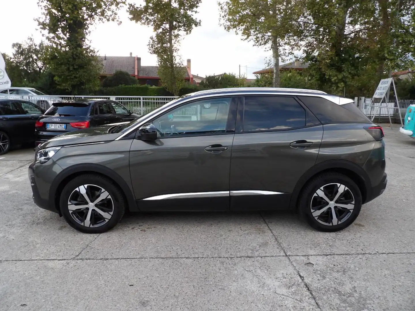 Peugeot 3008 BlueHDi 130 S&S EAT8 Allure Grigio - 2