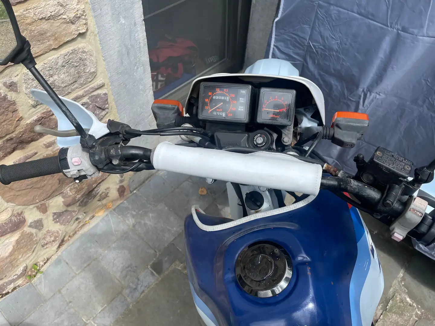 Honda XL 600 Weiß - 2