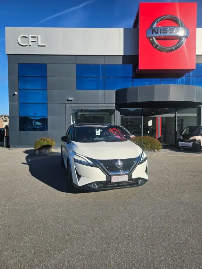 Nissan Qashqai MHEV 140 CV Tekna Bianco - 1