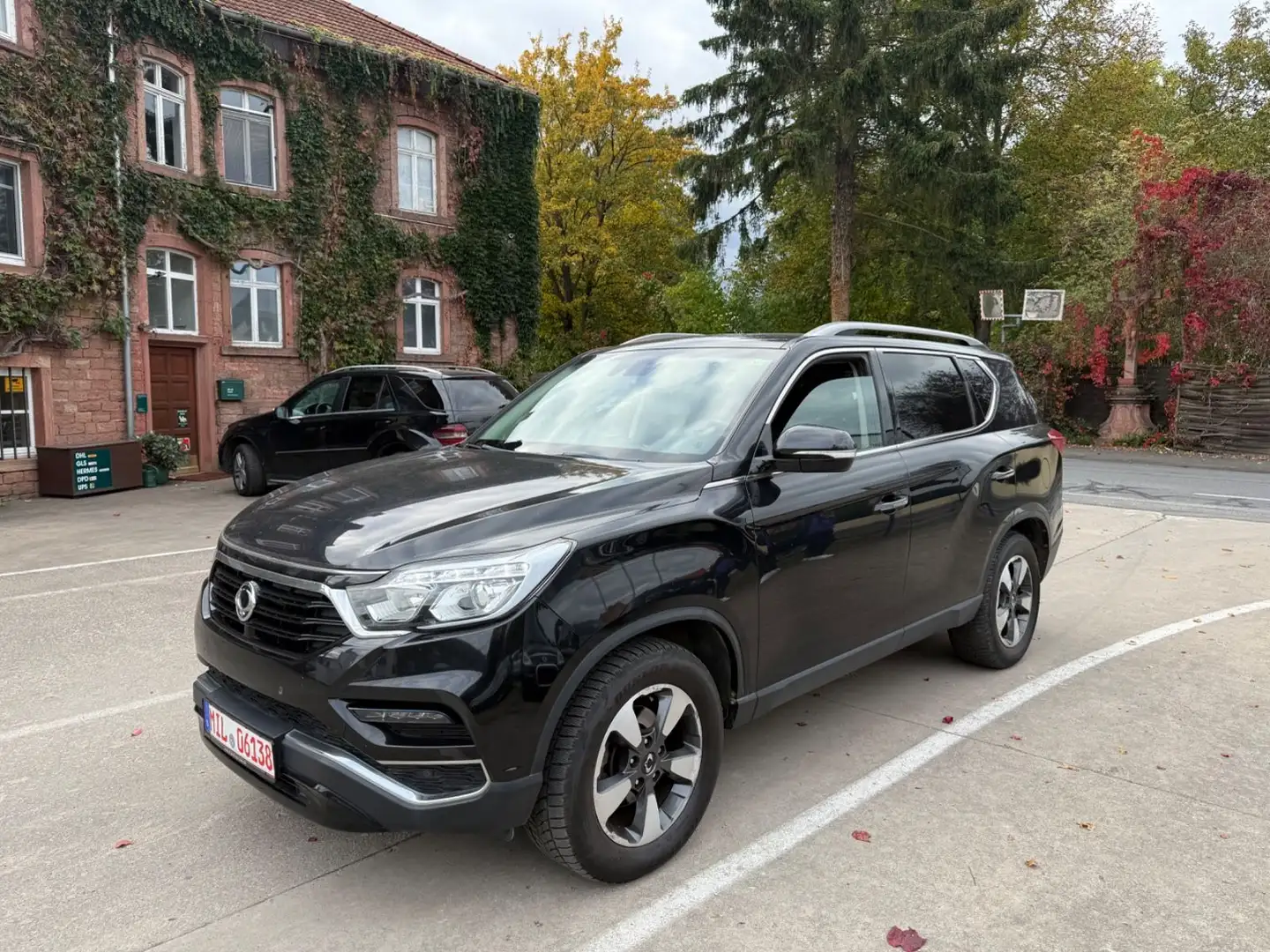 SsangYong Rexton 2.2 Diesel Sapphire 4WD/NaviLeder/7Sitzer Schwarz - 1