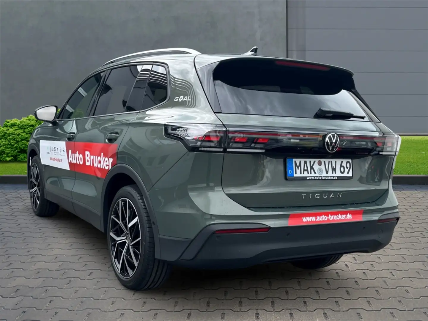 Volkswagen Tiguan 2.0 TDI 110 kW Goal+Matrix+Anhängerkupplung+Navi Grün - 2