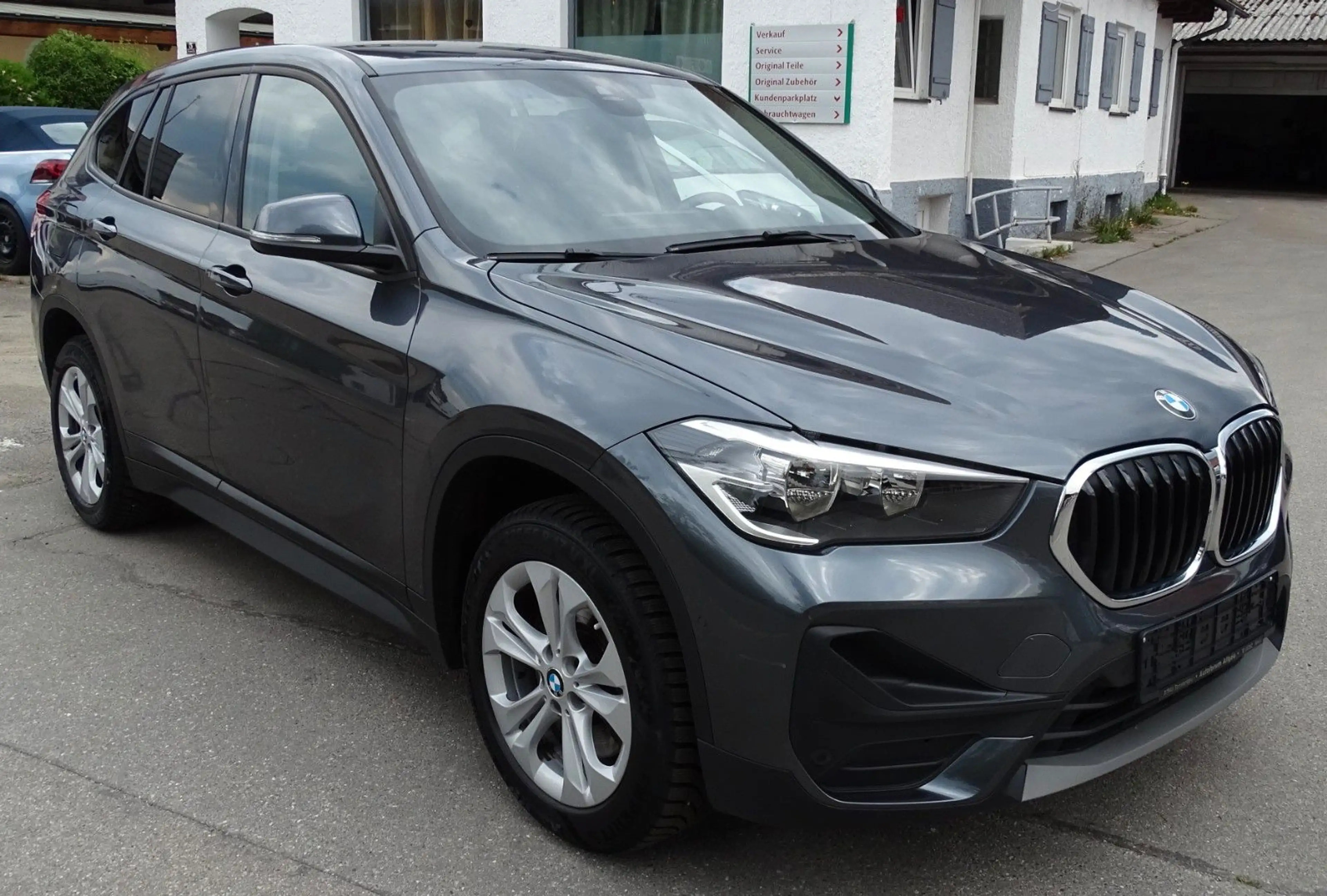 BMW X1 xDrive 20 i Advantage