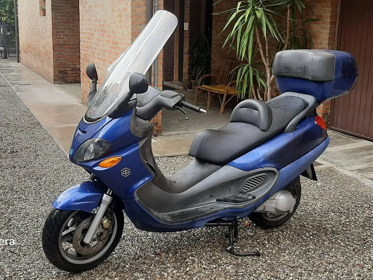 Piaggio X 9