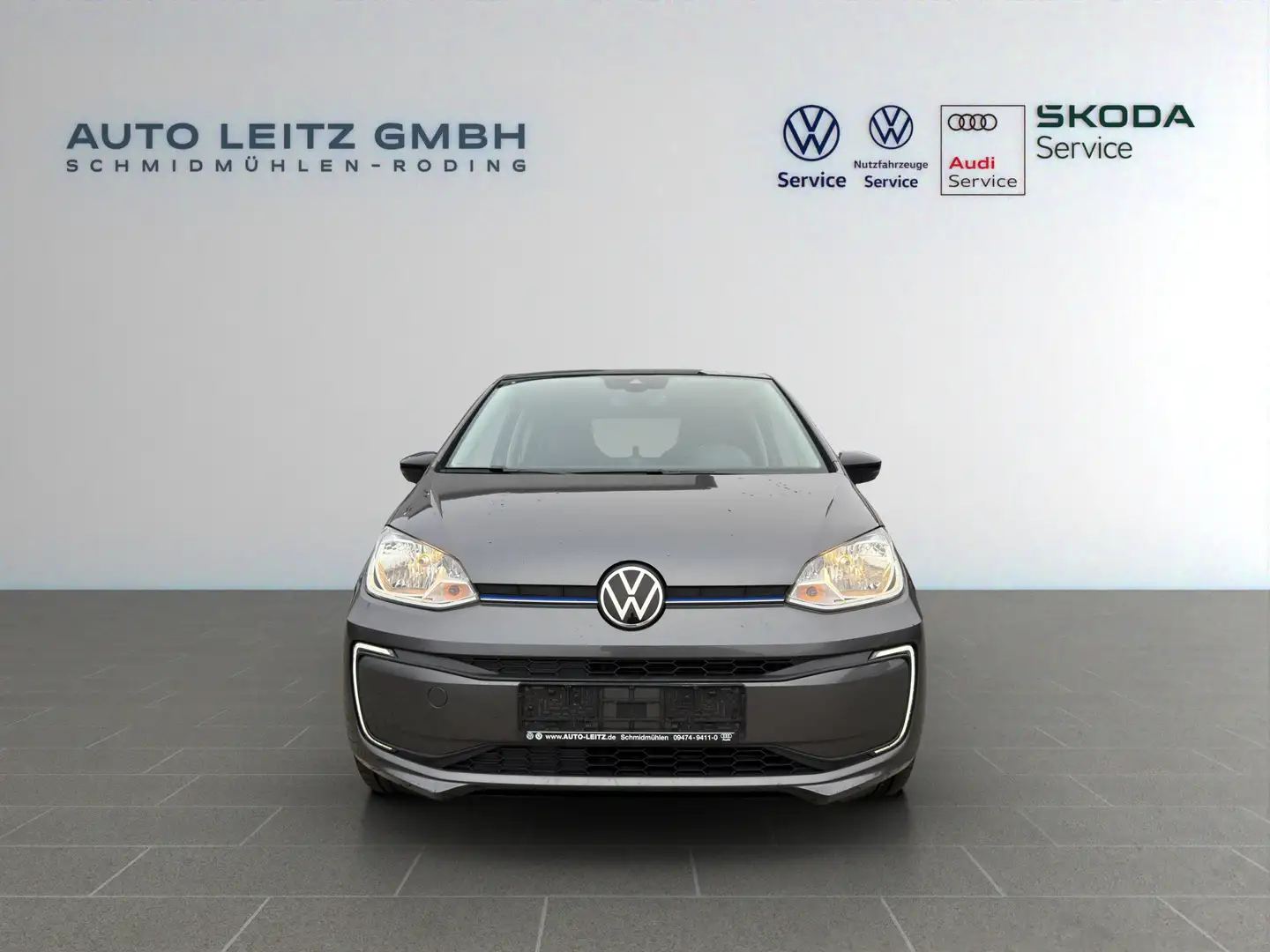 Volkswagen e-up! Style Plus CCS LM16 RFK PDC SHZ GRA WSSheizb Grau - 2