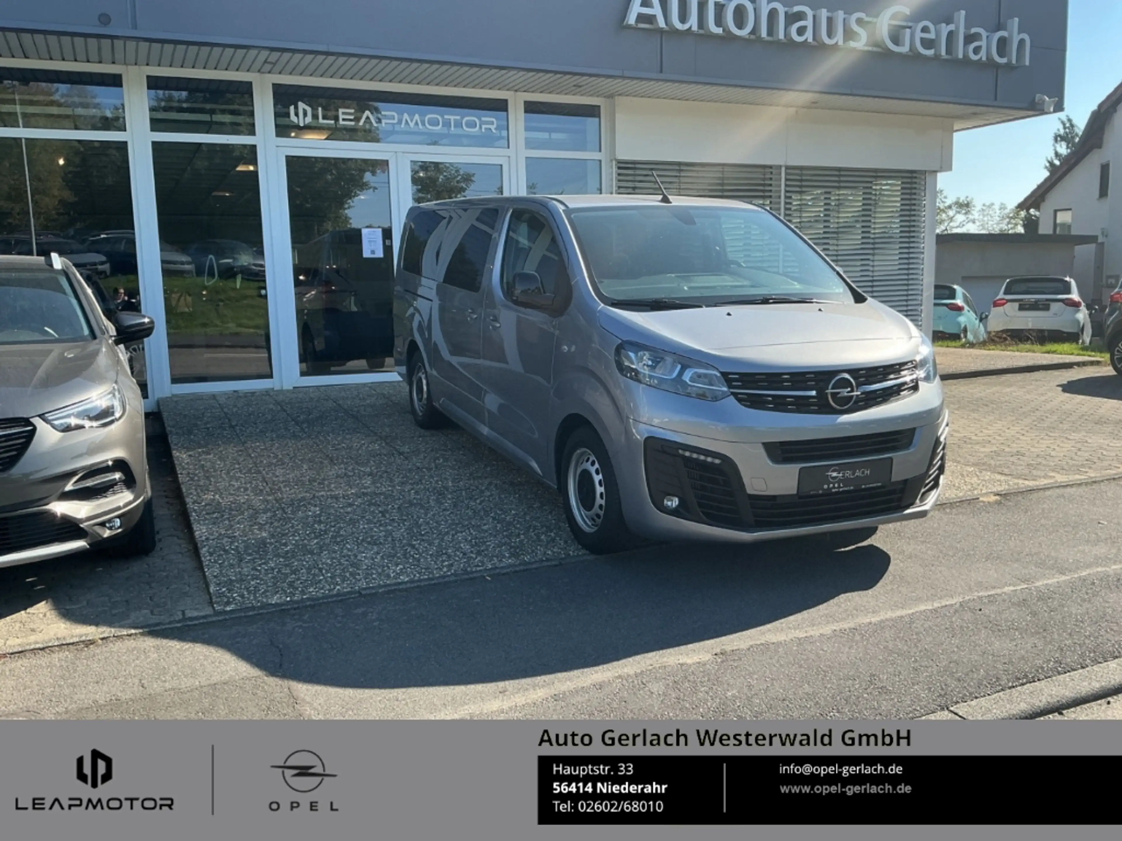 Opel Vivaro Kombi L Navi Apple CarPlay Android Auto Mehrzonenk — photo 3
