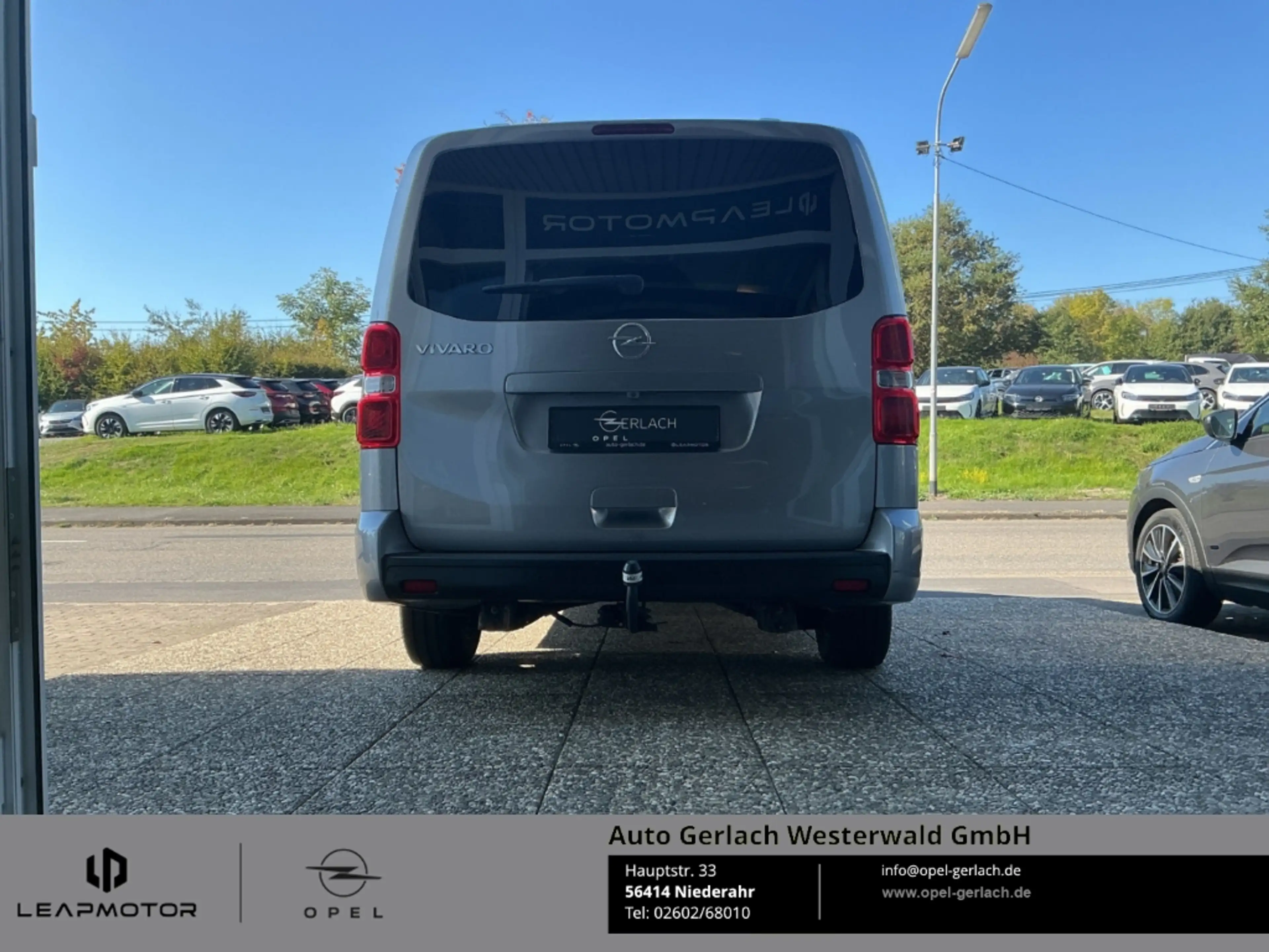 Opel Vivaro Kombi L Navi Apple CarPlay Android Auto Mehrzonenk — photo 12