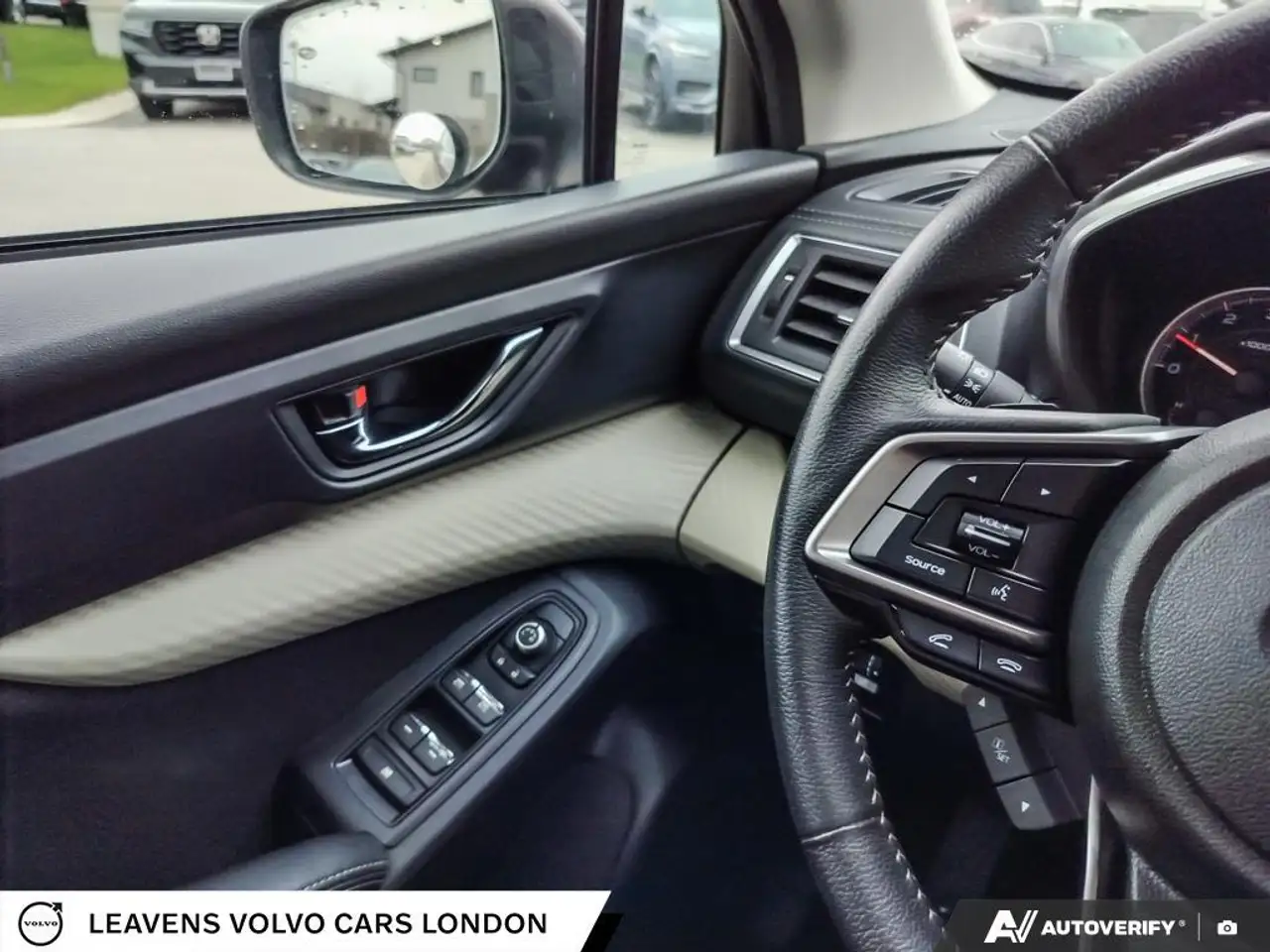 Subaru Ascent photo Subaru Ascent