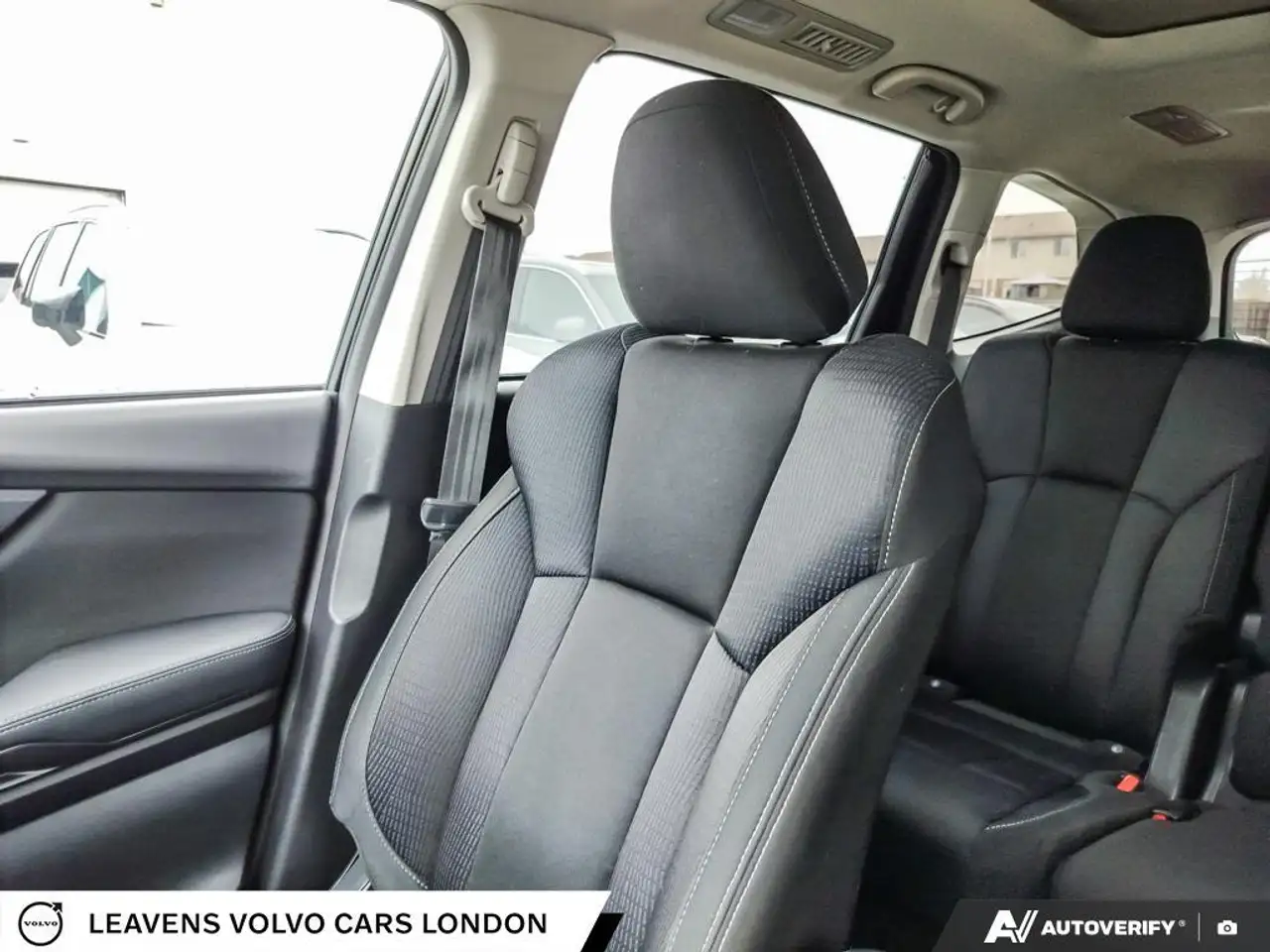 Subaru Ascent photo Subaru Ascent