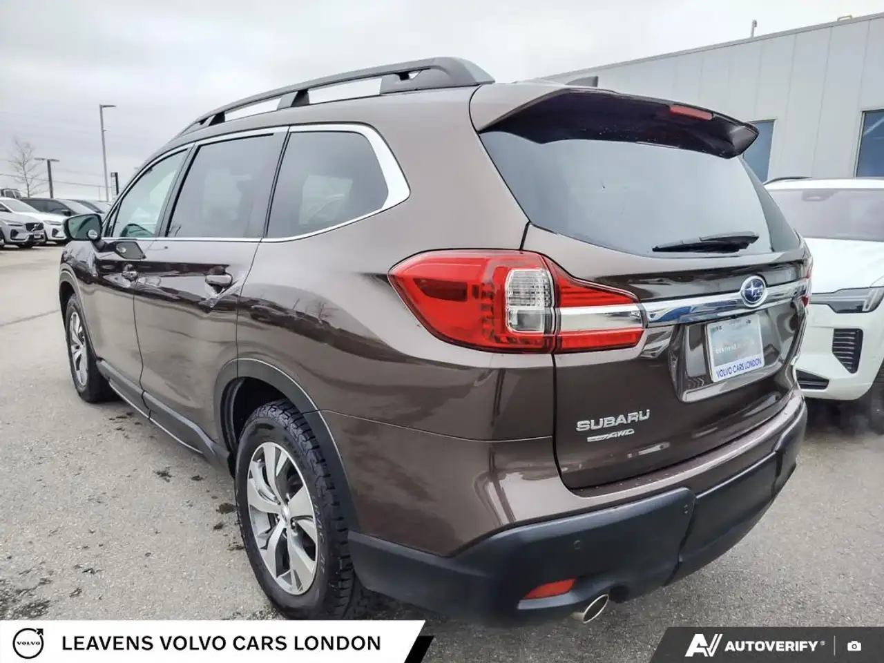 Subaru Ascent photo Subaru Ascent