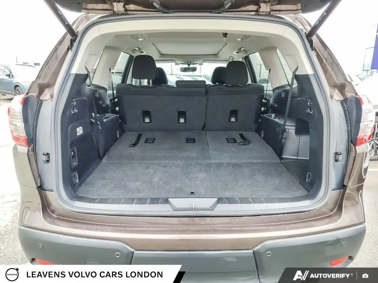 Subaru Ascent photo Subaru Ascent