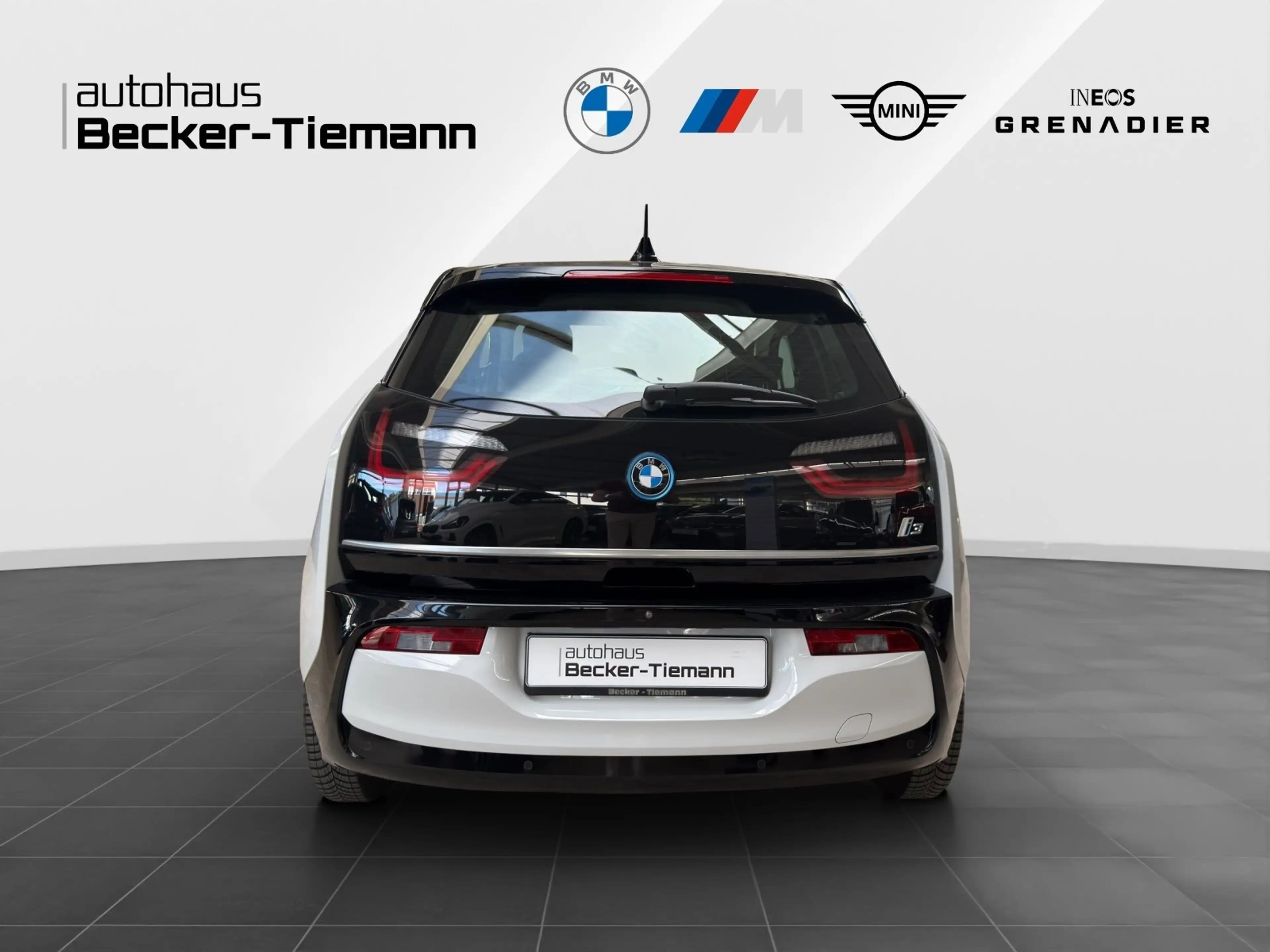 BMW i3 120Ah Navi/PDC/Kamera/Parkassi. — photo 5